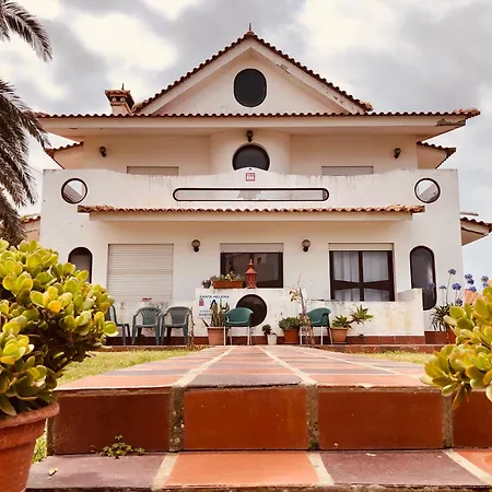 Holiday home Alojamento Santa Helena 2